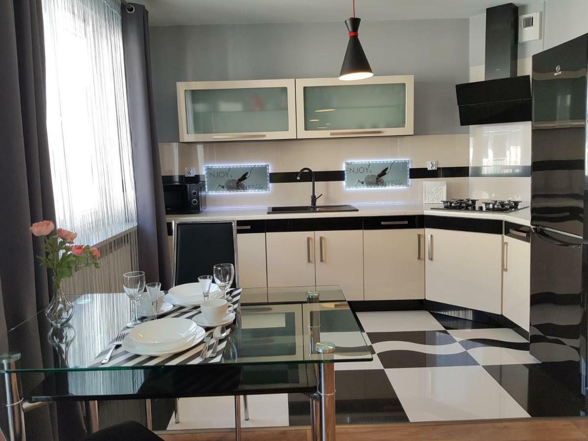 Apartment Luxury Oasis Srodmiescie Downtown 3 Os Krakau Exterior foto